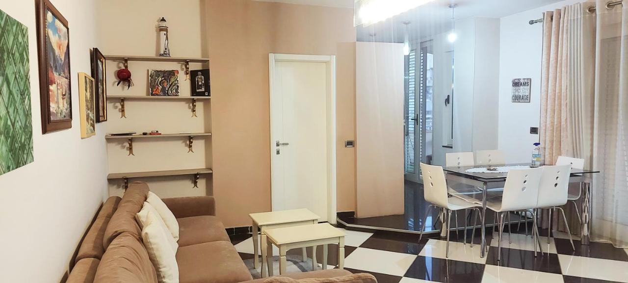 Lovely Apartment In Heart Of Tiranë Luaran gambar